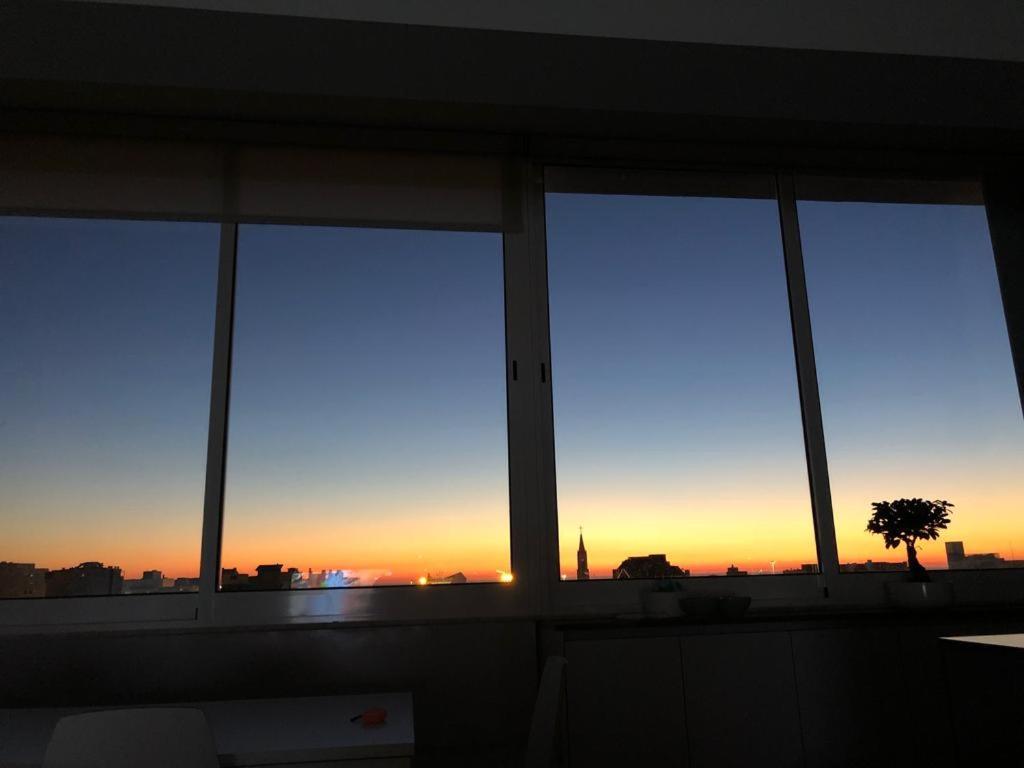 Sunset Guest House Matosinhos  Bagian luar foto